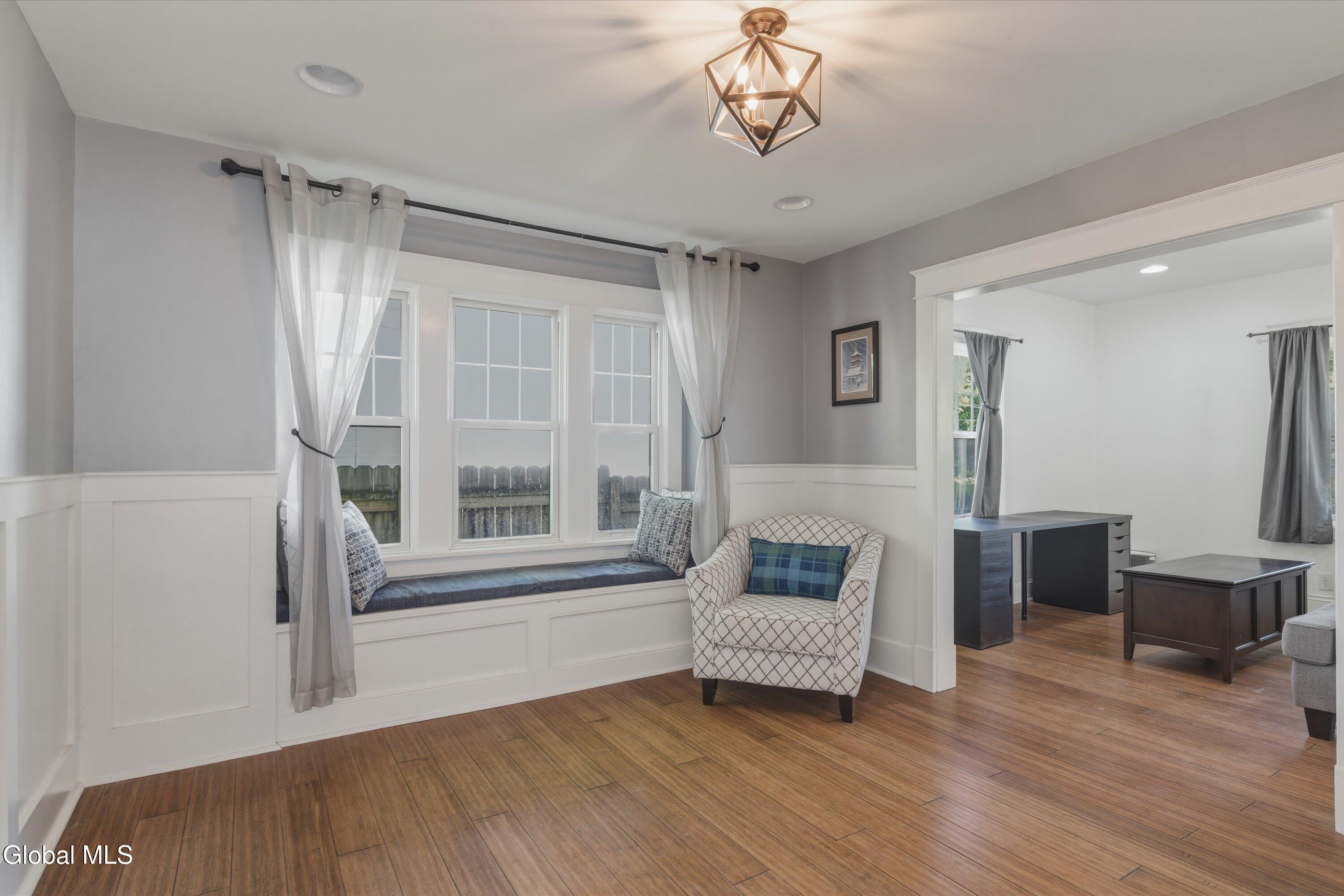 165 S Lake Avenue Troy NY 12180