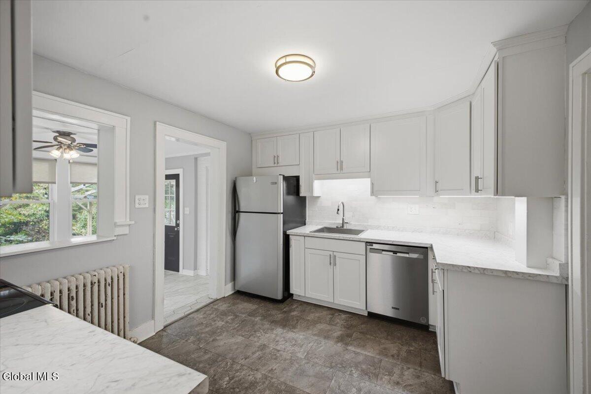 45 Pointview Drive Troy NY 12180
