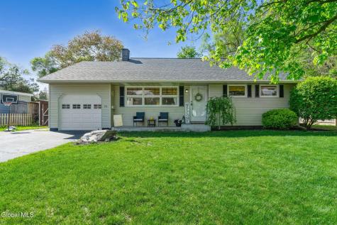 33 Terry Avenue Schenectady NY 12303