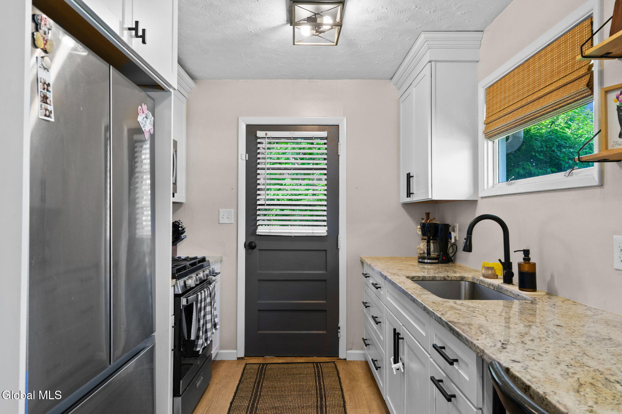 33 Terry Avenue Schenectady NY 12303