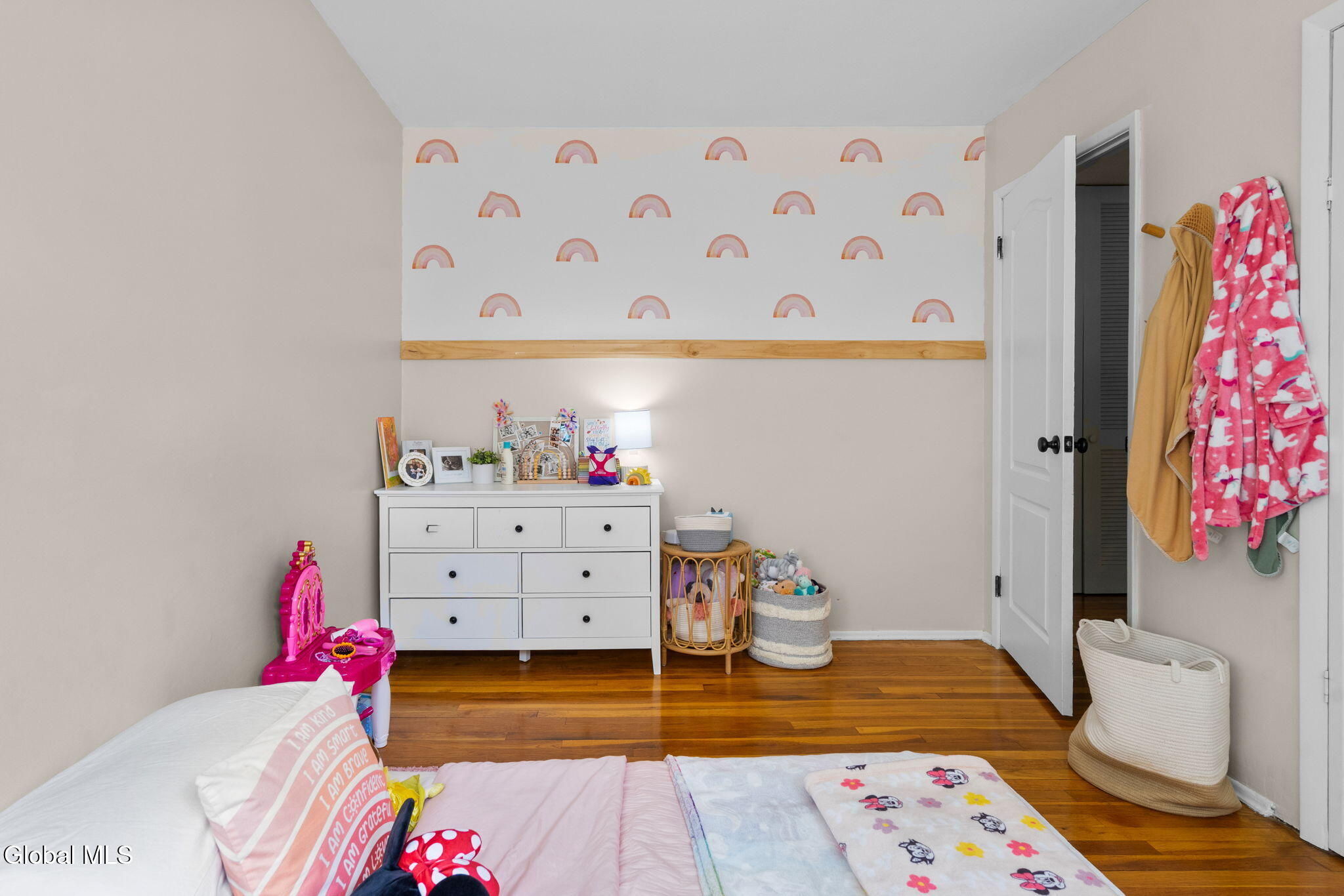 33 Terry Avenue Schenectady NY 12303