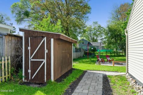 33 Terry Avenue Schenectady NY 12303