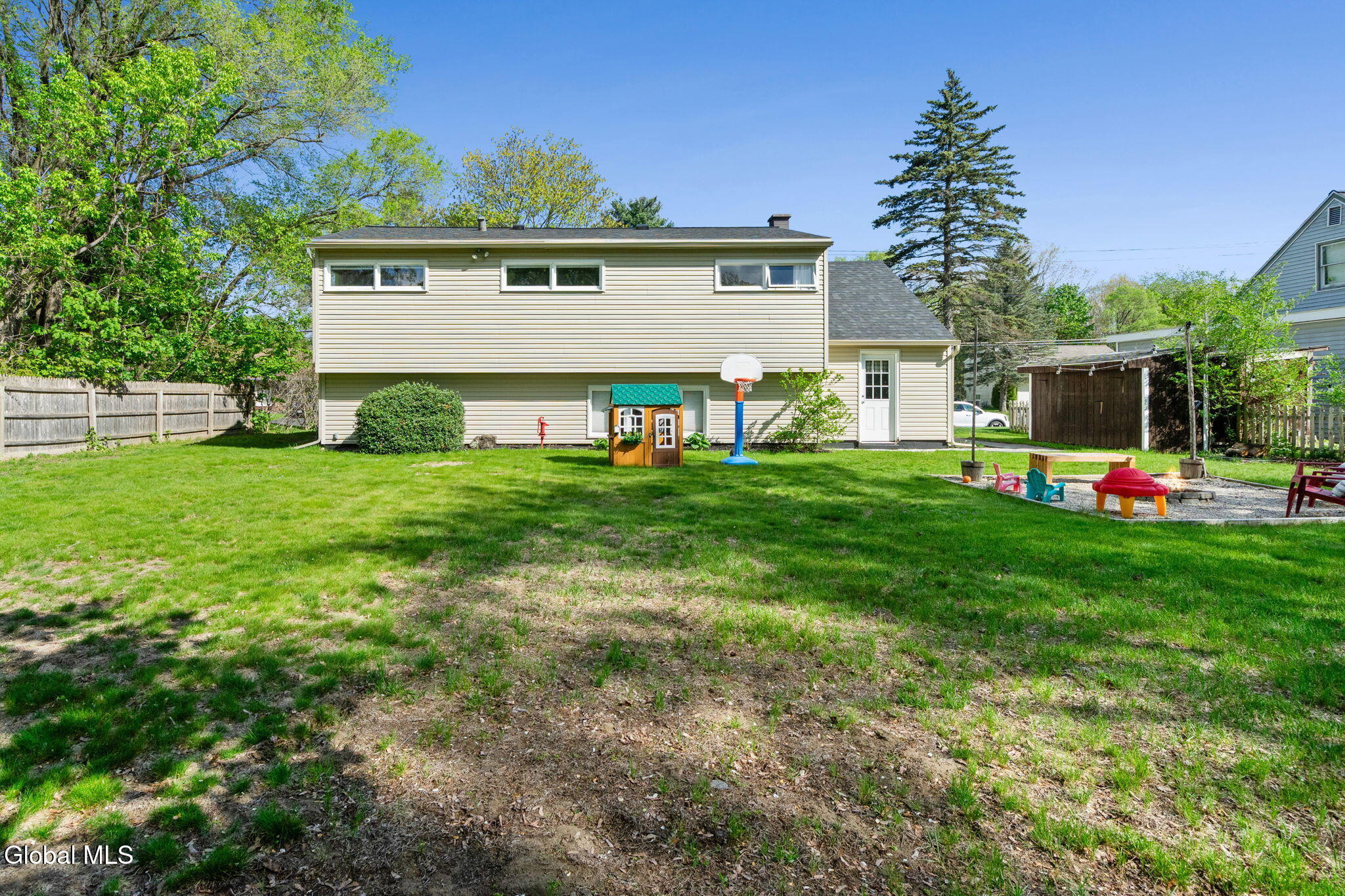 33 Terry Avenue Schenectady NY 12303