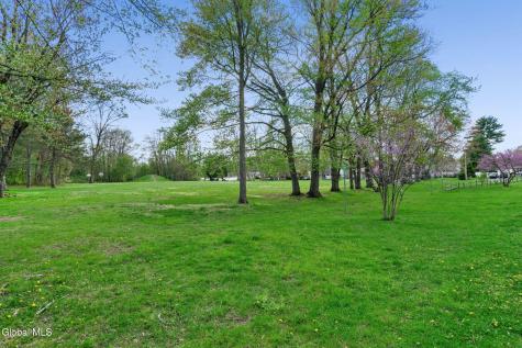 33 Terry Avenue Schenectady NY 12303