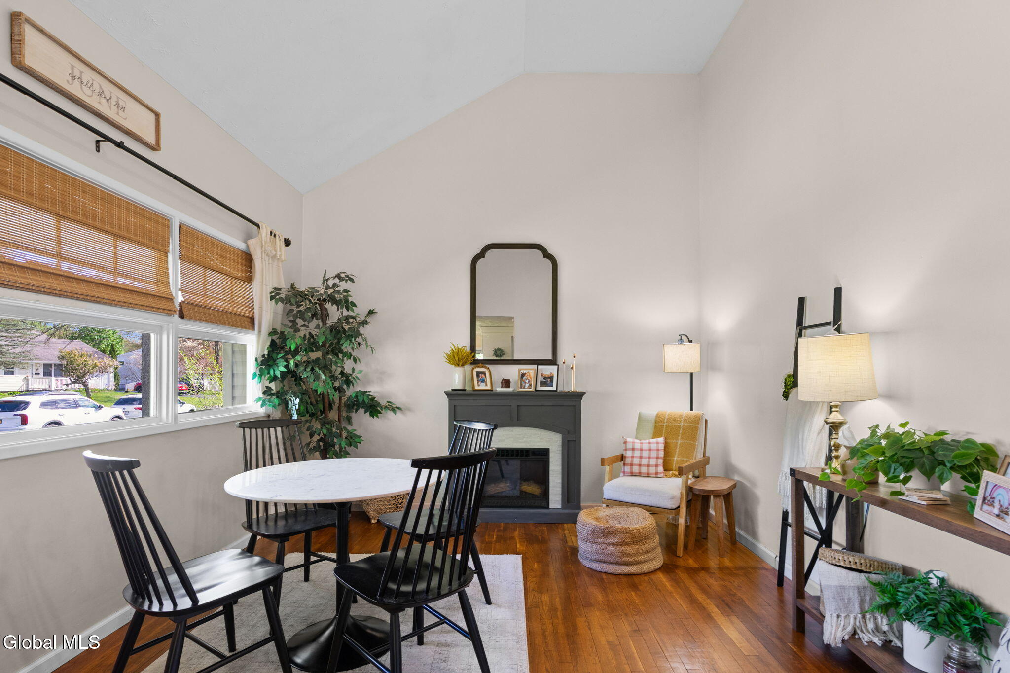 33 Terry Avenue Schenectady NY 12303