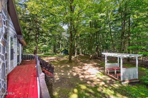 5720 Lake Road Galway NY 12074