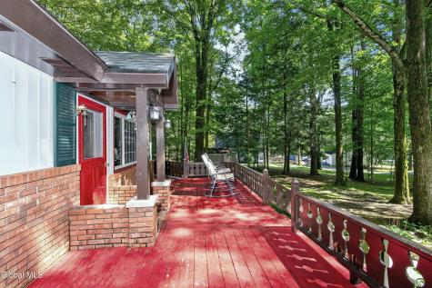 5720 Lake Road Galway NY 12074