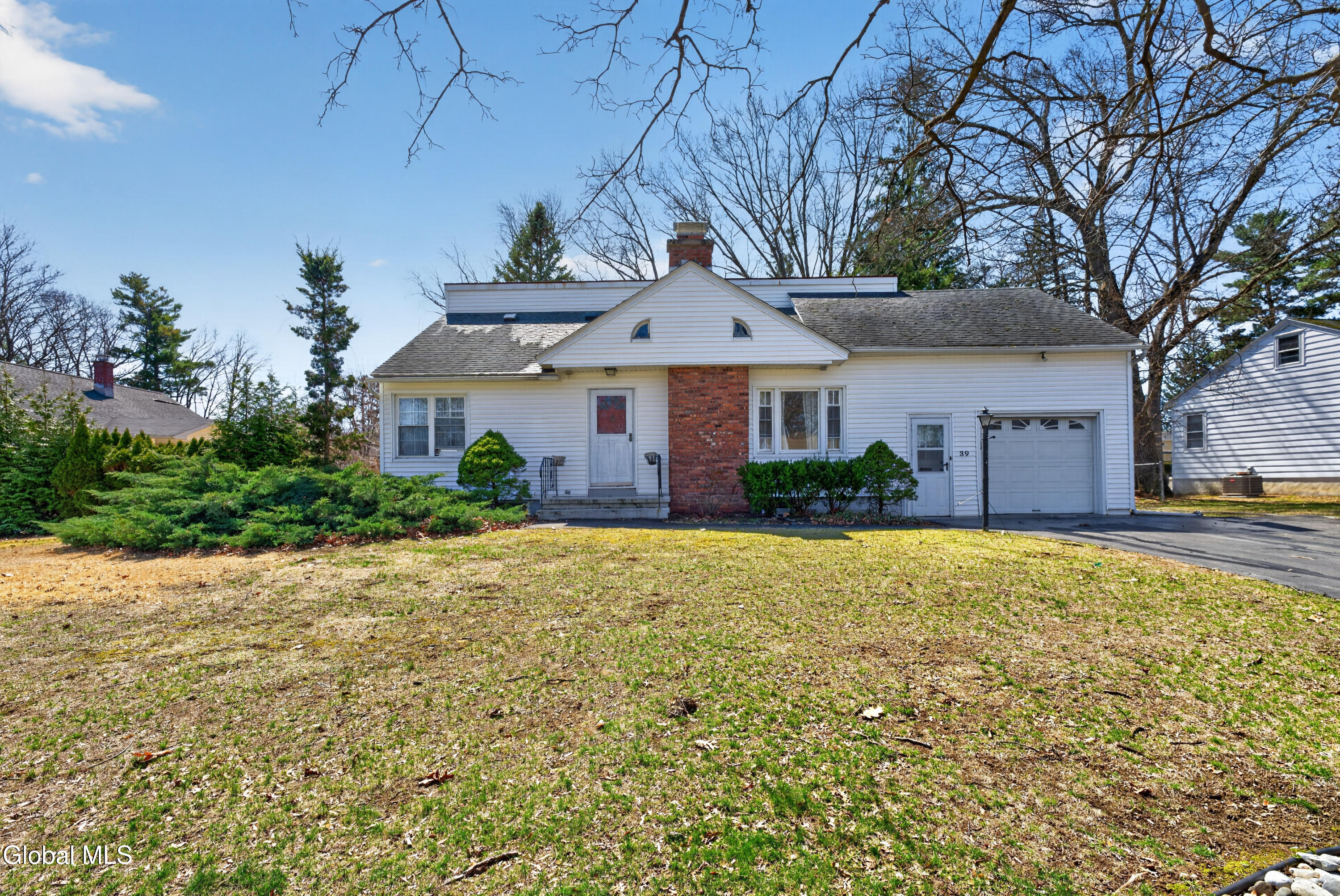 39 E Highland Drive Albany NY 12203