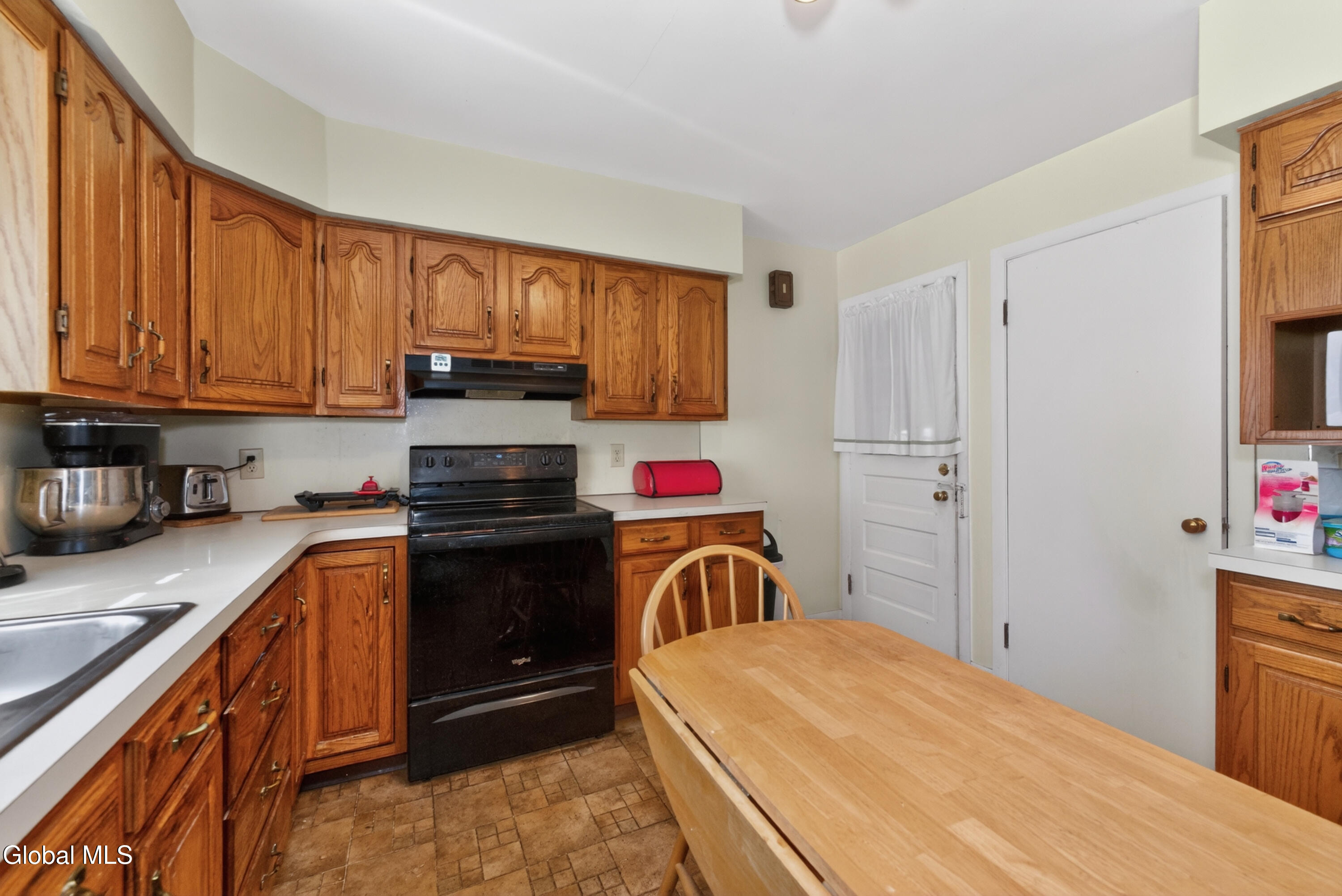 39 E Highland Drive Albany NY 12203