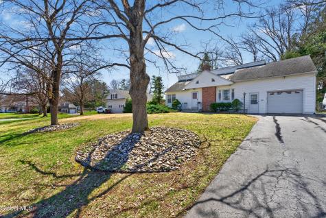 39 E Highland Drive Albany NY 12203
