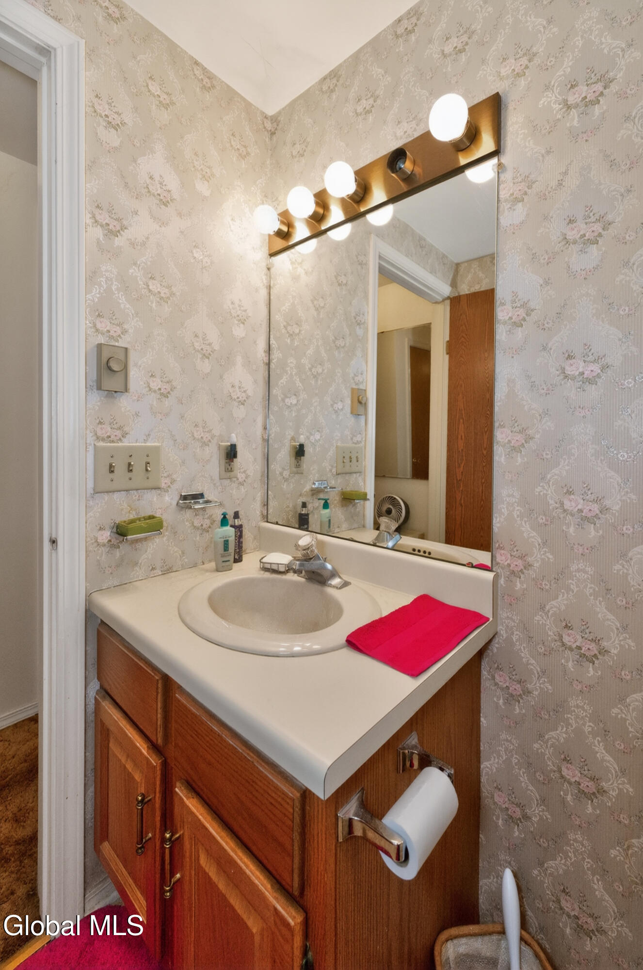 39 E Highland Drive Albany NY 12203