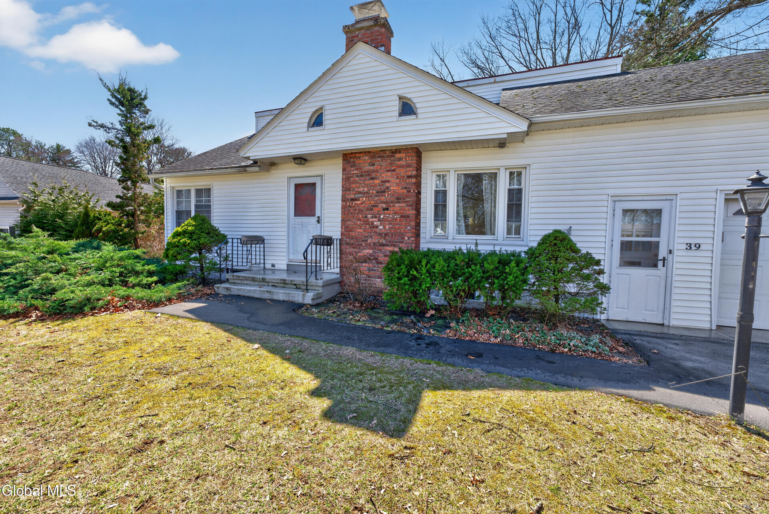 39 E Highland Drive Albany NY 12203