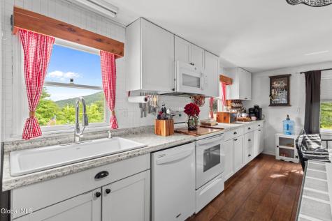 1086 New York 145 Middleburgh NY 12122