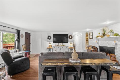 1086 New York 145 Middleburgh NY 12122