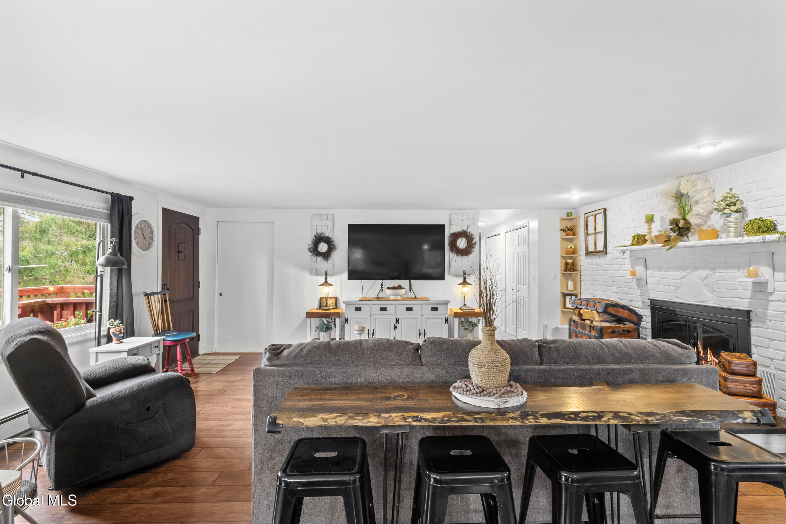 1086 New York 145 Middleburgh NY 12122