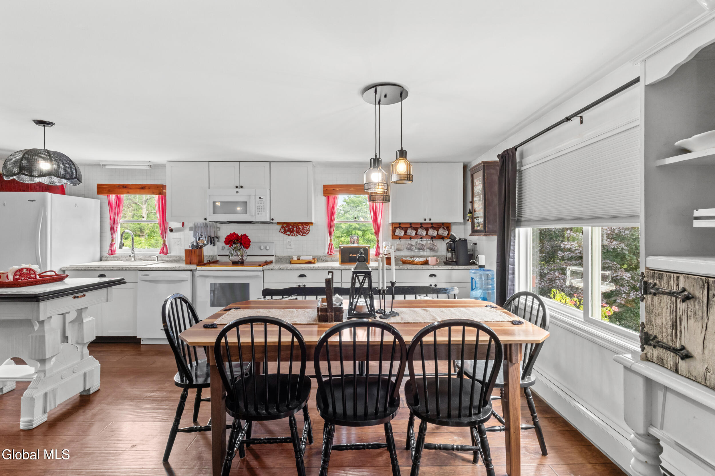 1086 New York 145 Middleburgh NY 12122