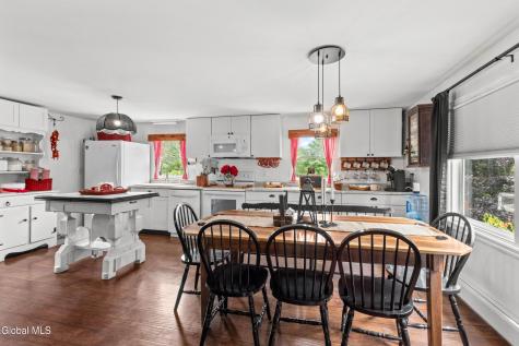 1086 New York 145 Middleburgh NY 12122