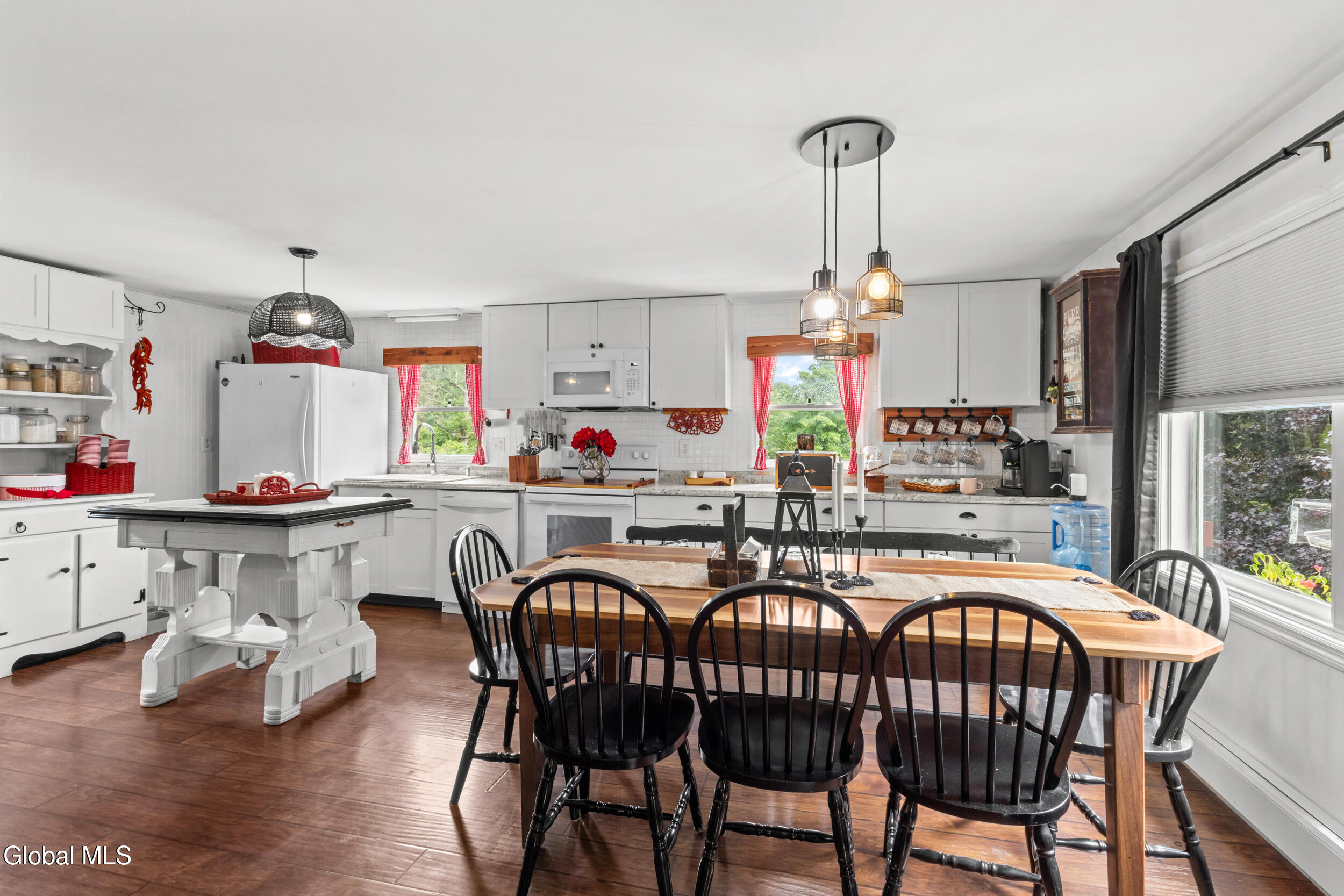 1086 New York 145 Middleburgh NY 12122