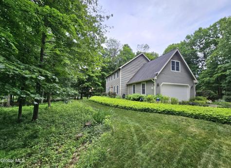 7 Pond Hollow Road Averill Park NY 12018