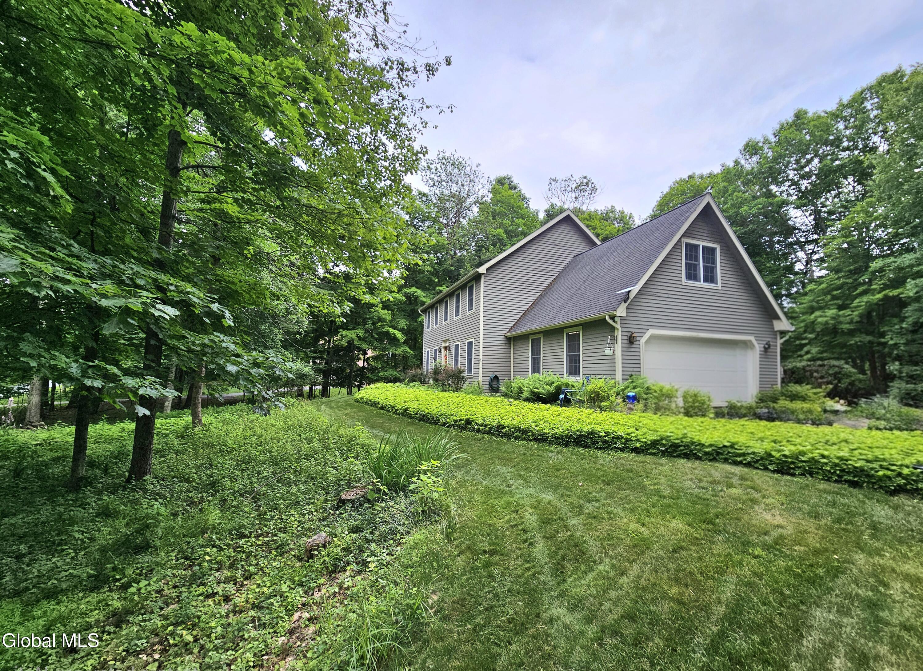 7 Pond Hollow Road Averill Park NY 12018