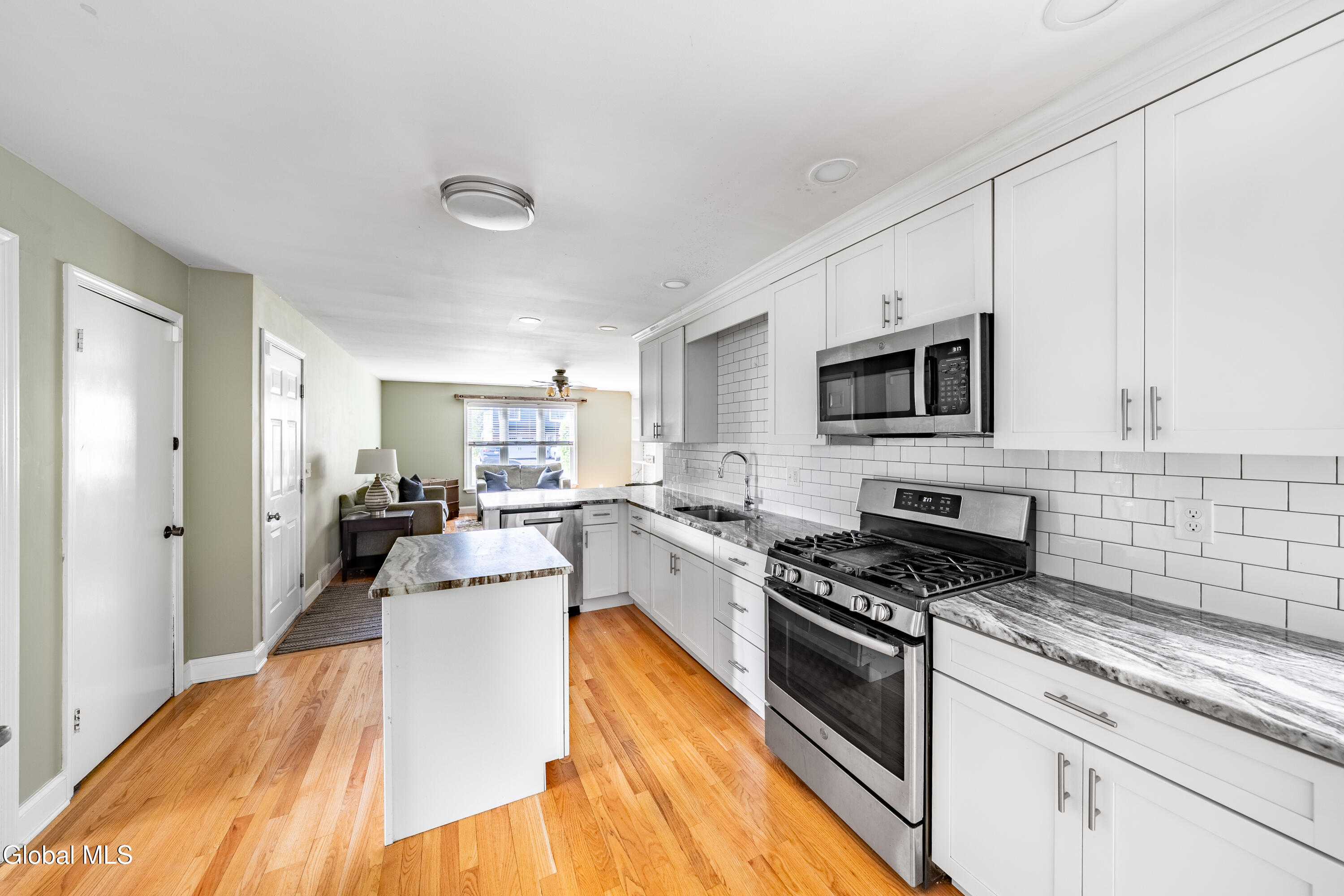 62 Wood Terrace Albany NY 12208
