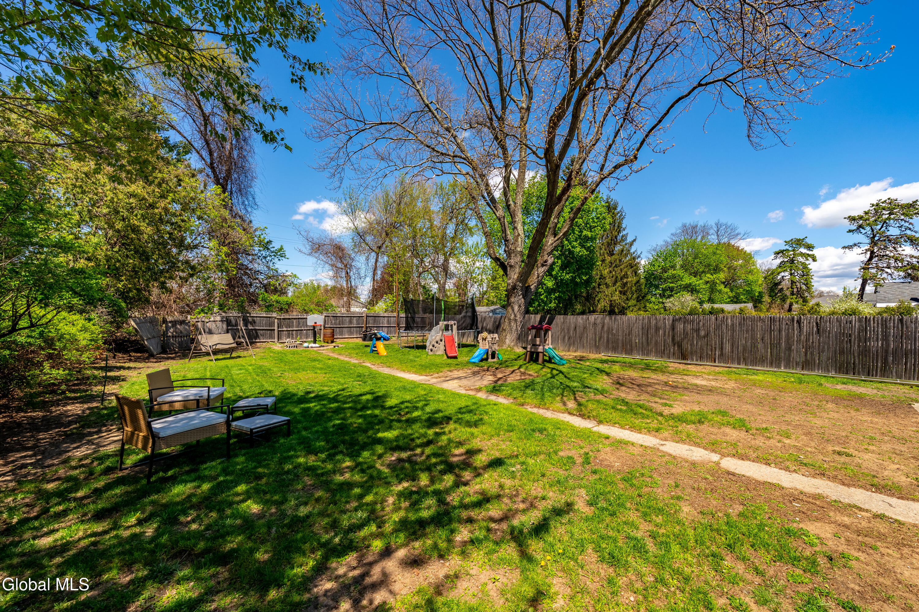 2023 Robinwood Avenue Rotterdam NY 12306