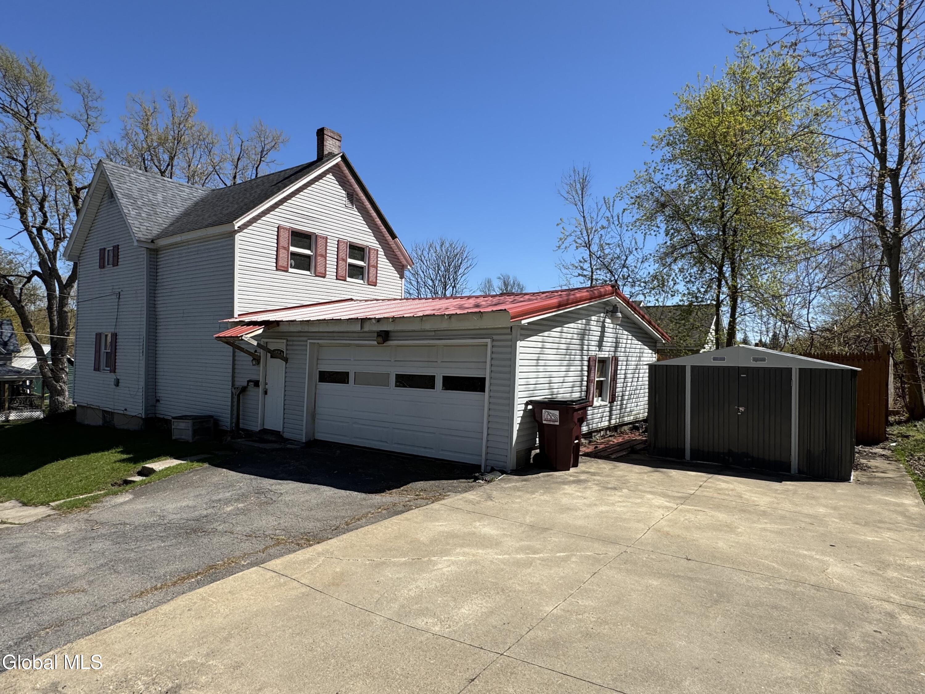 269 Bleecker Street Gloversville NY 12078