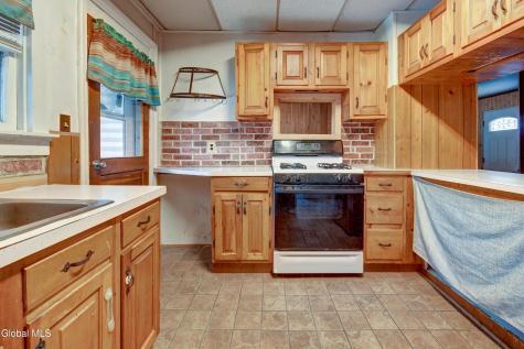 269 Bleecker Street Gloversville NY 12078