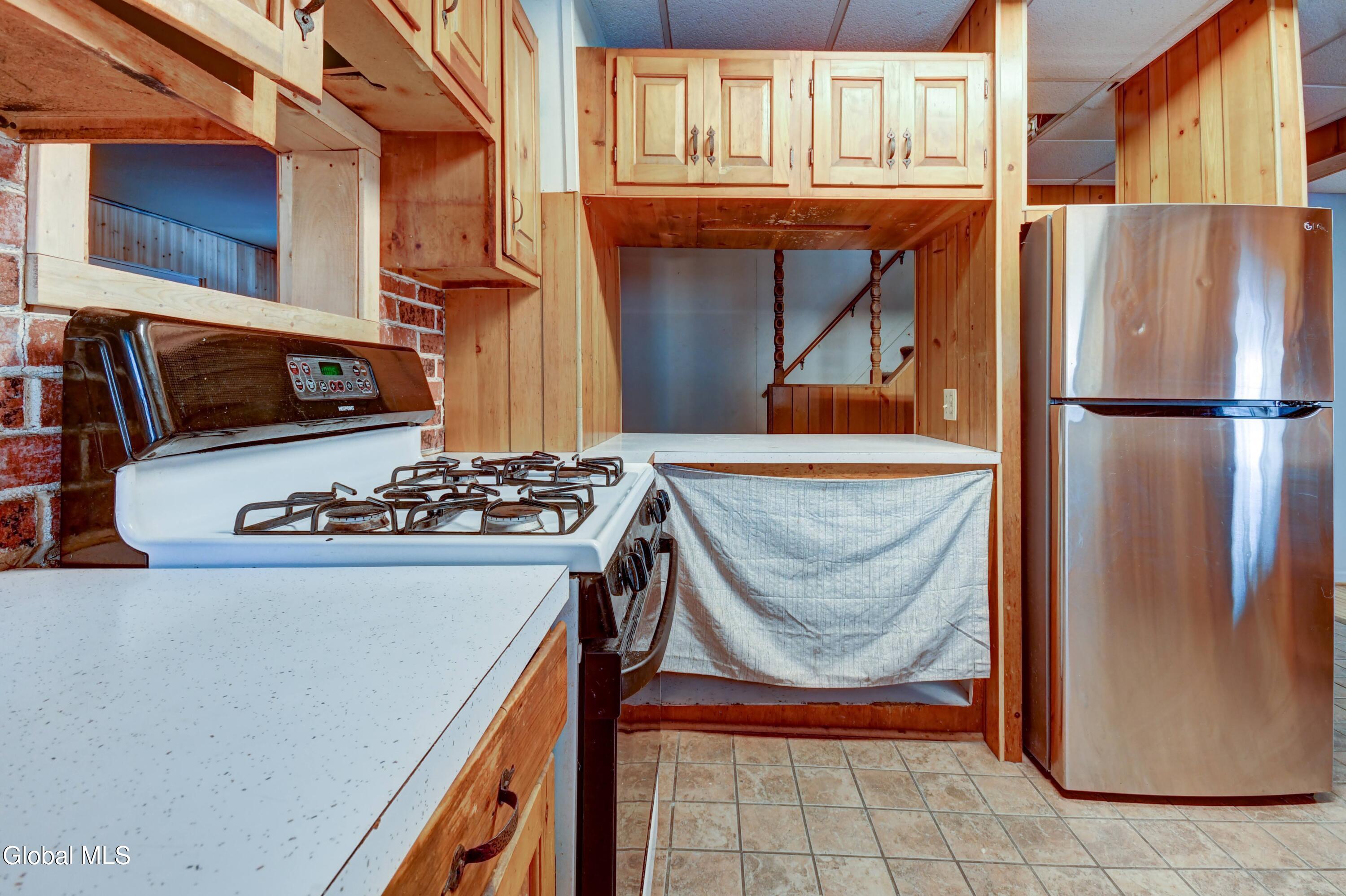 269 Bleecker Street Gloversville NY 12078