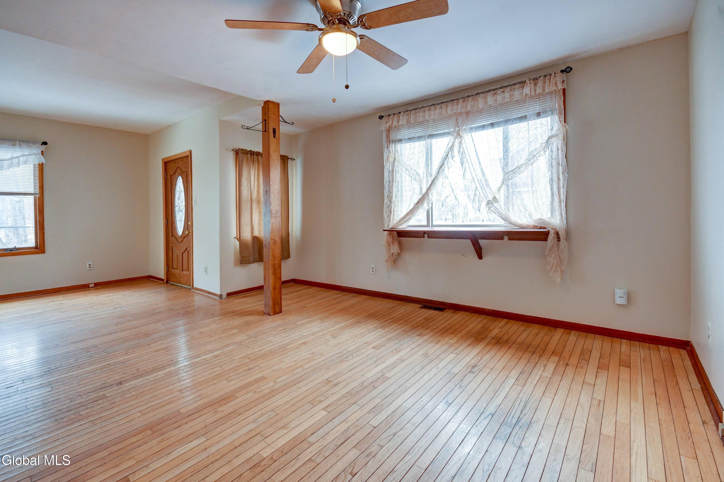 269 Bleecker Street Gloversville NY 12078