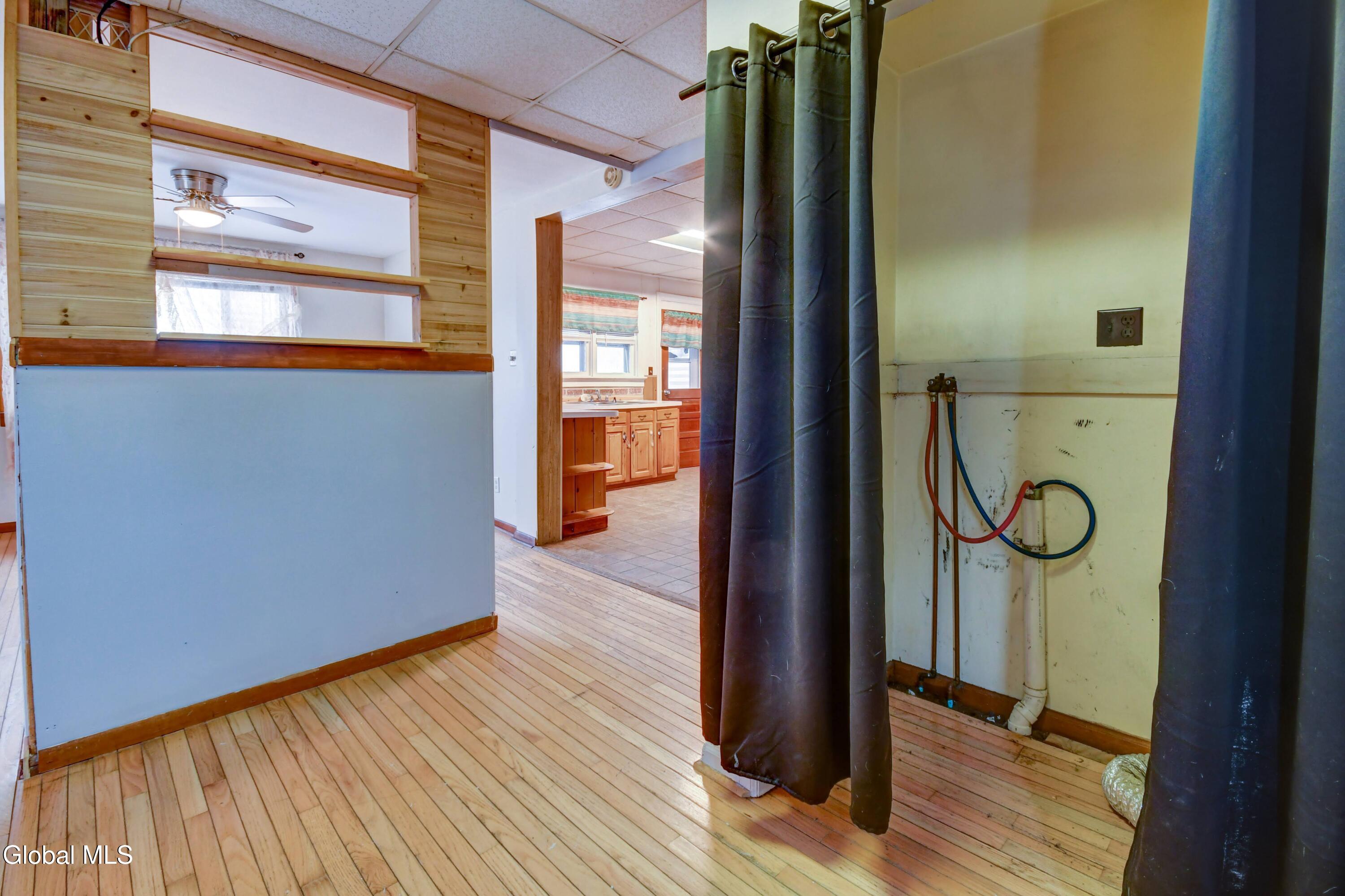 269 Bleecker Street Gloversville NY 12078