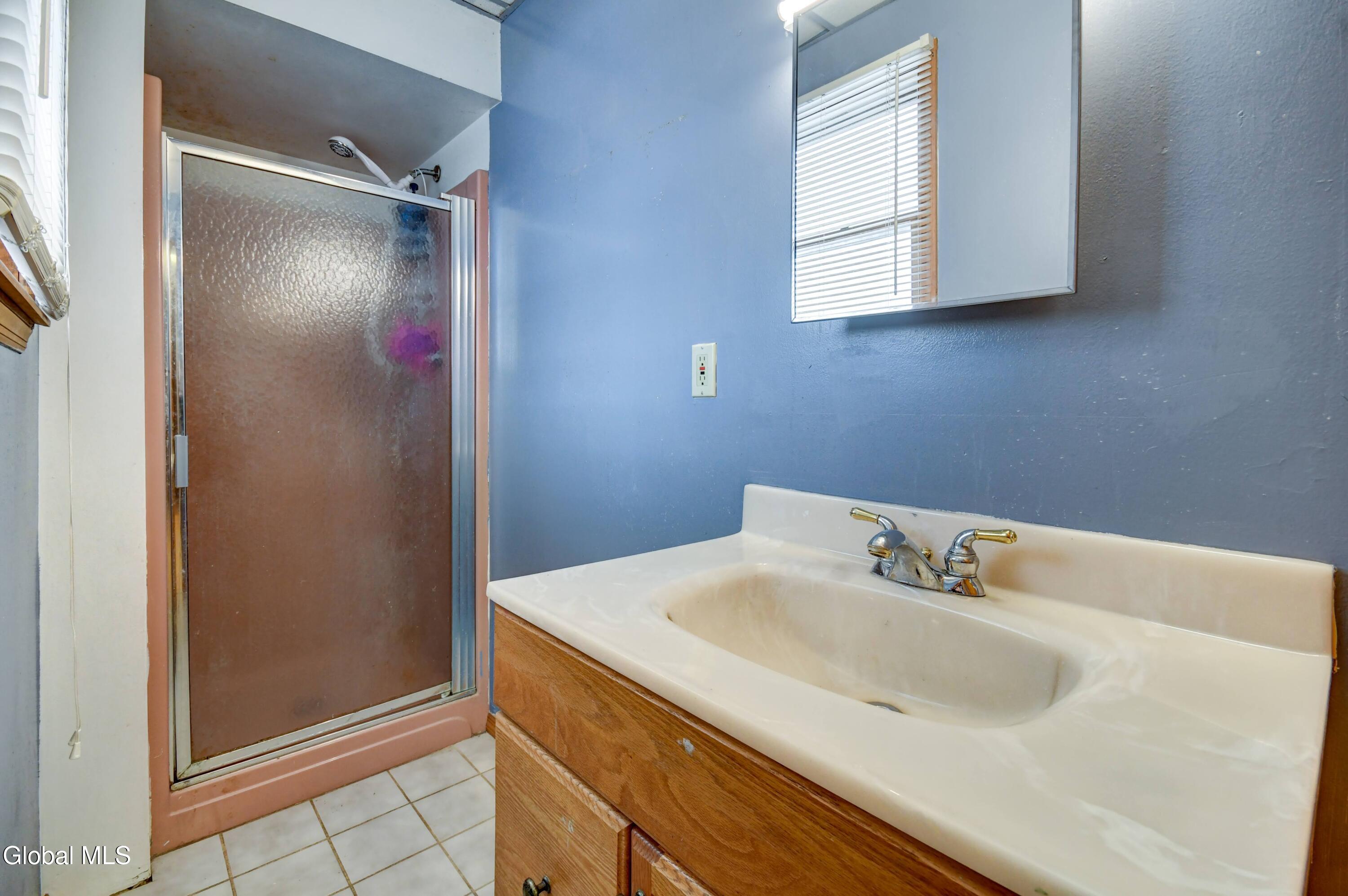 269 Bleecker Street Gloversville NY 12078