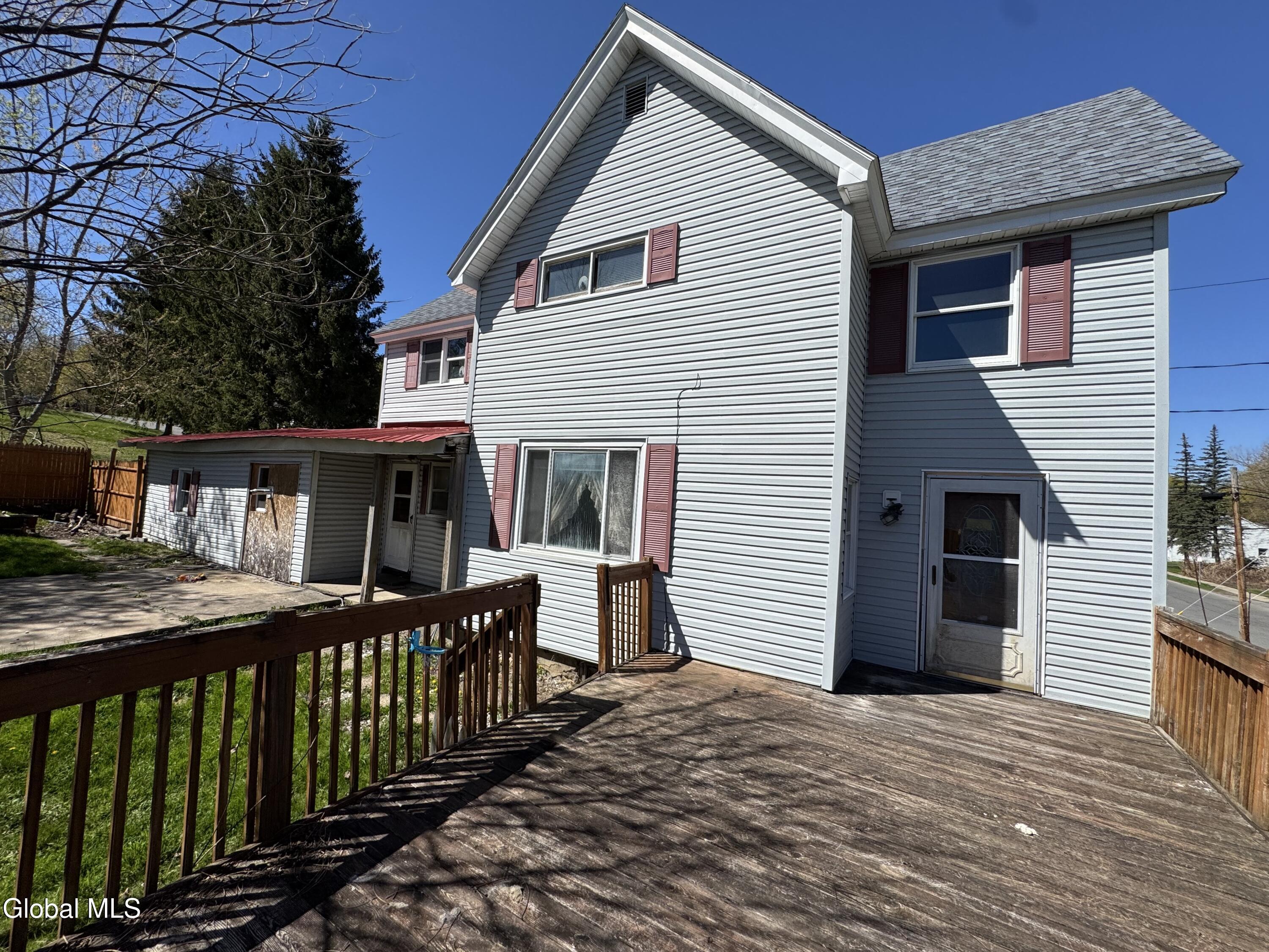 269 Bleecker Street Gloversville NY 12078