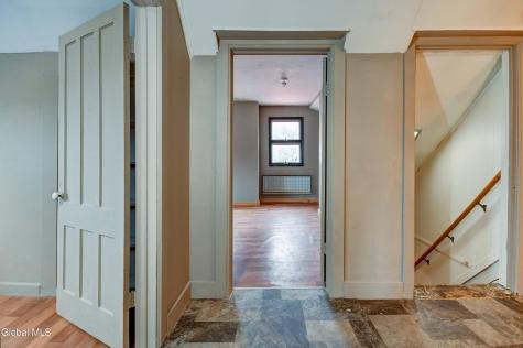 269 Bleecker Street Gloversville NY 12078