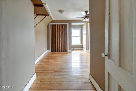 269 Bleecker Street Gloversville NY 12078