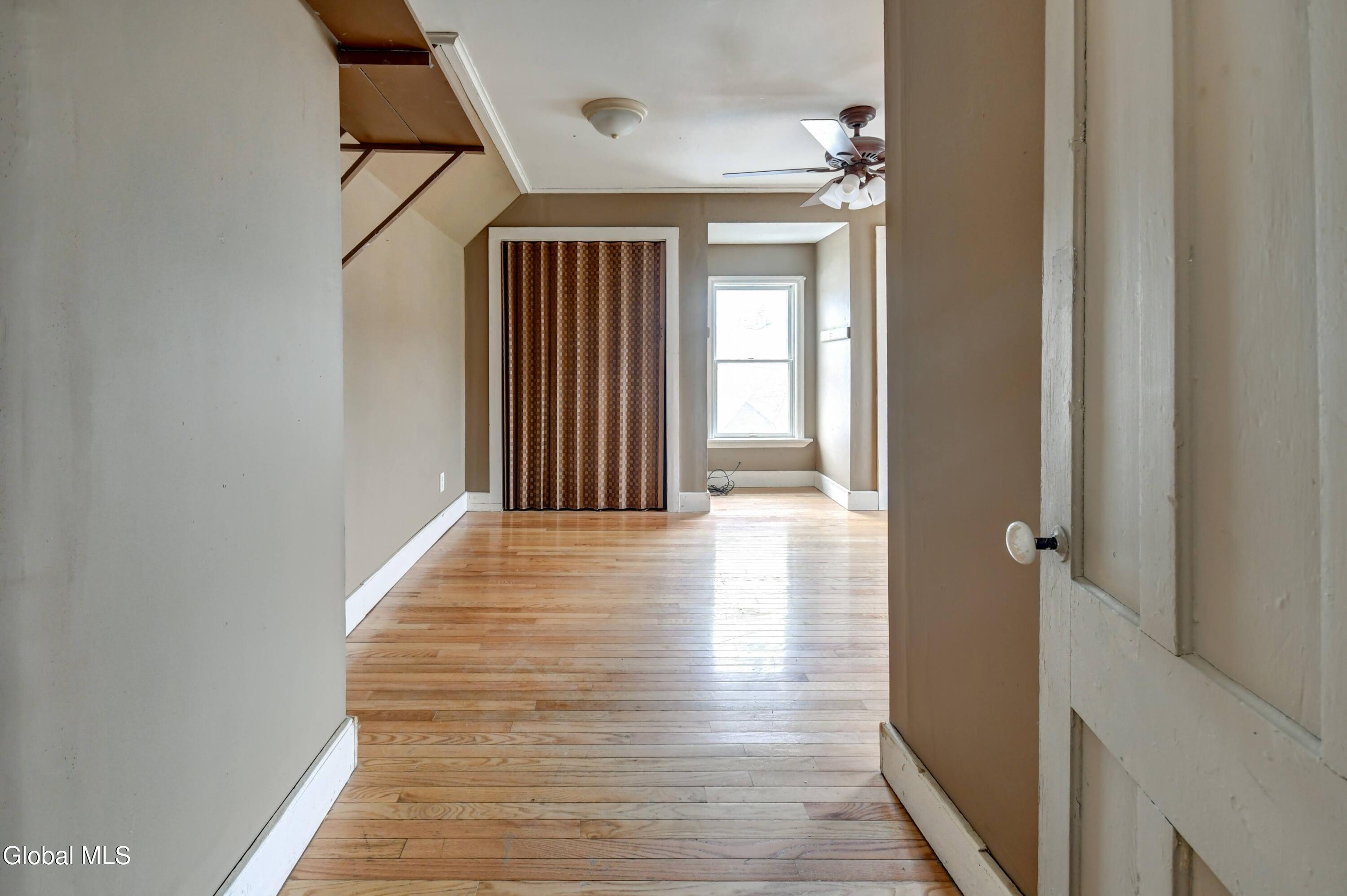 269 Bleecker Street Gloversville NY 12078