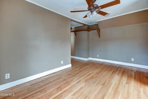 269 Bleecker Street Gloversville NY 12078