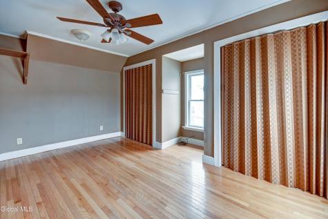 269 Bleecker Street Gloversville NY 12078