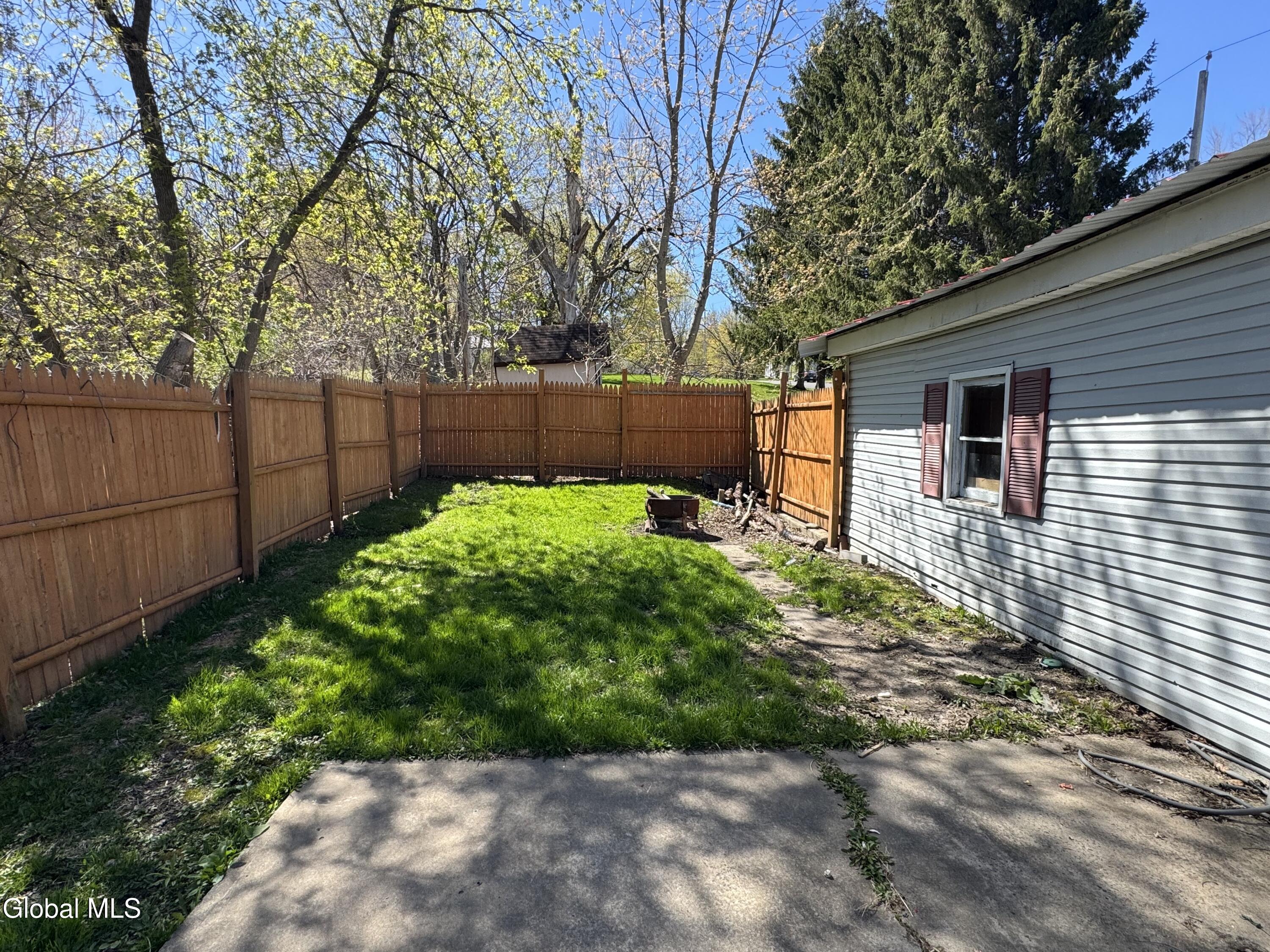 269 Bleecker Street Gloversville NY 12078