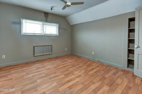269 Bleecker Street Gloversville NY 12078