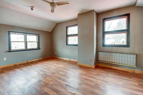 269 Bleecker Street Gloversville NY 12078
