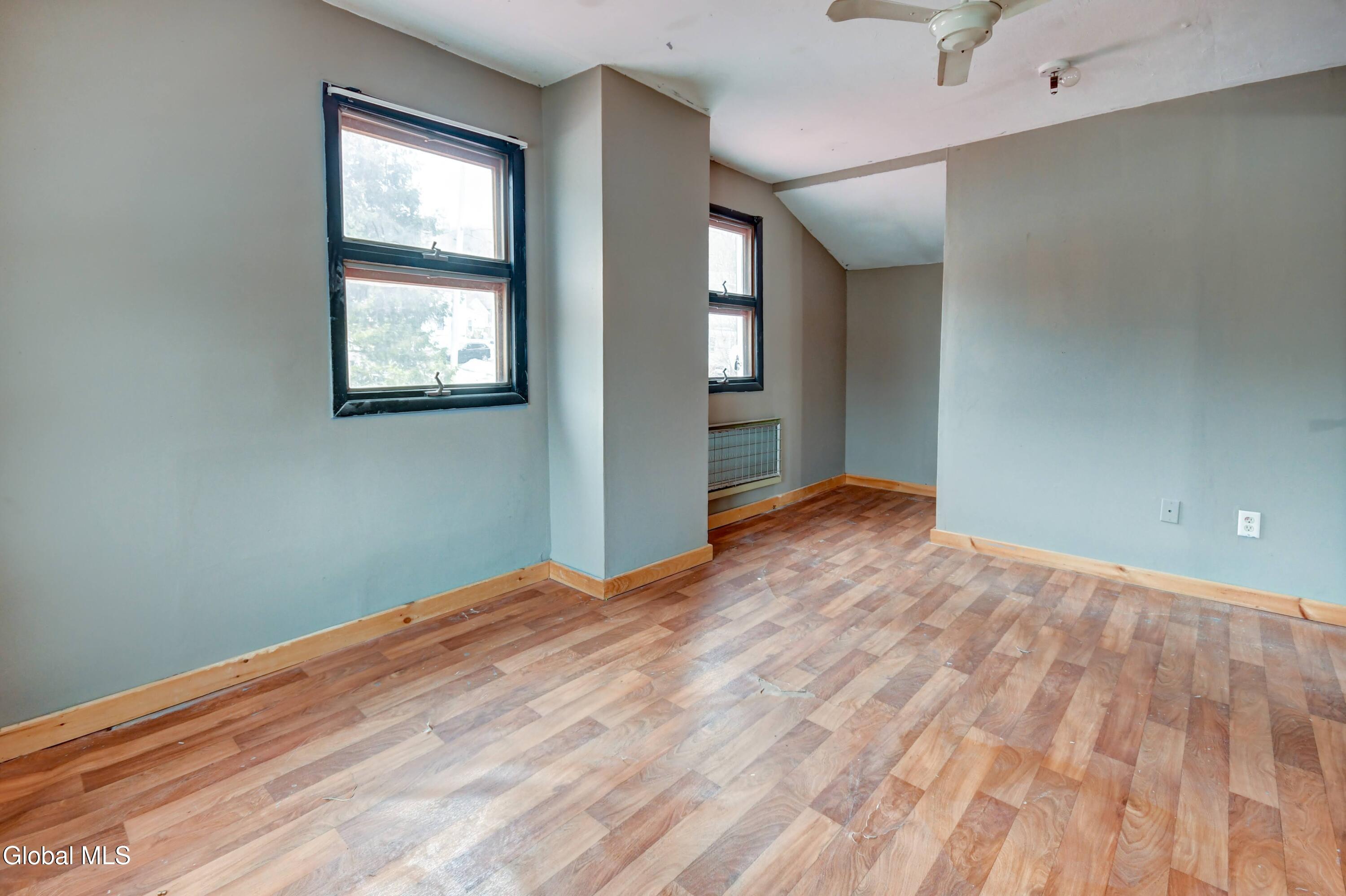 269 Bleecker Street Gloversville NY 12078
