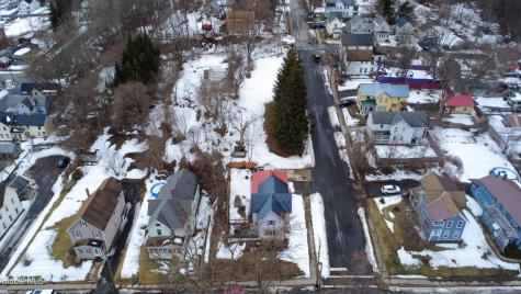 269 Bleecker Street Gloversville NY 12078