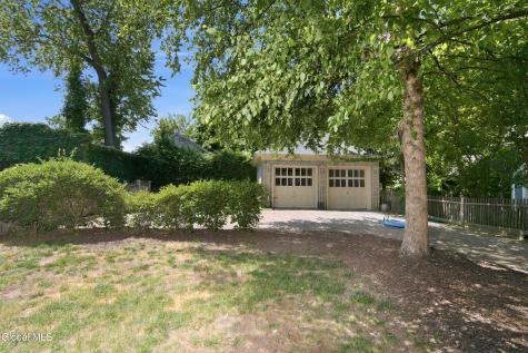 571 Providence Street Albany NY 12208