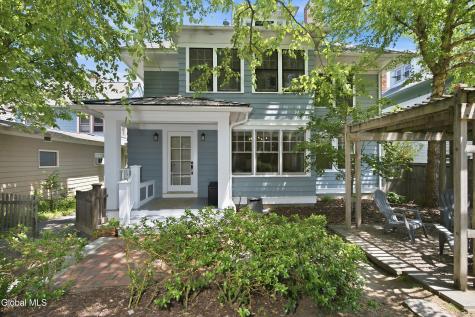 571 Providence Street Albany NY 12208