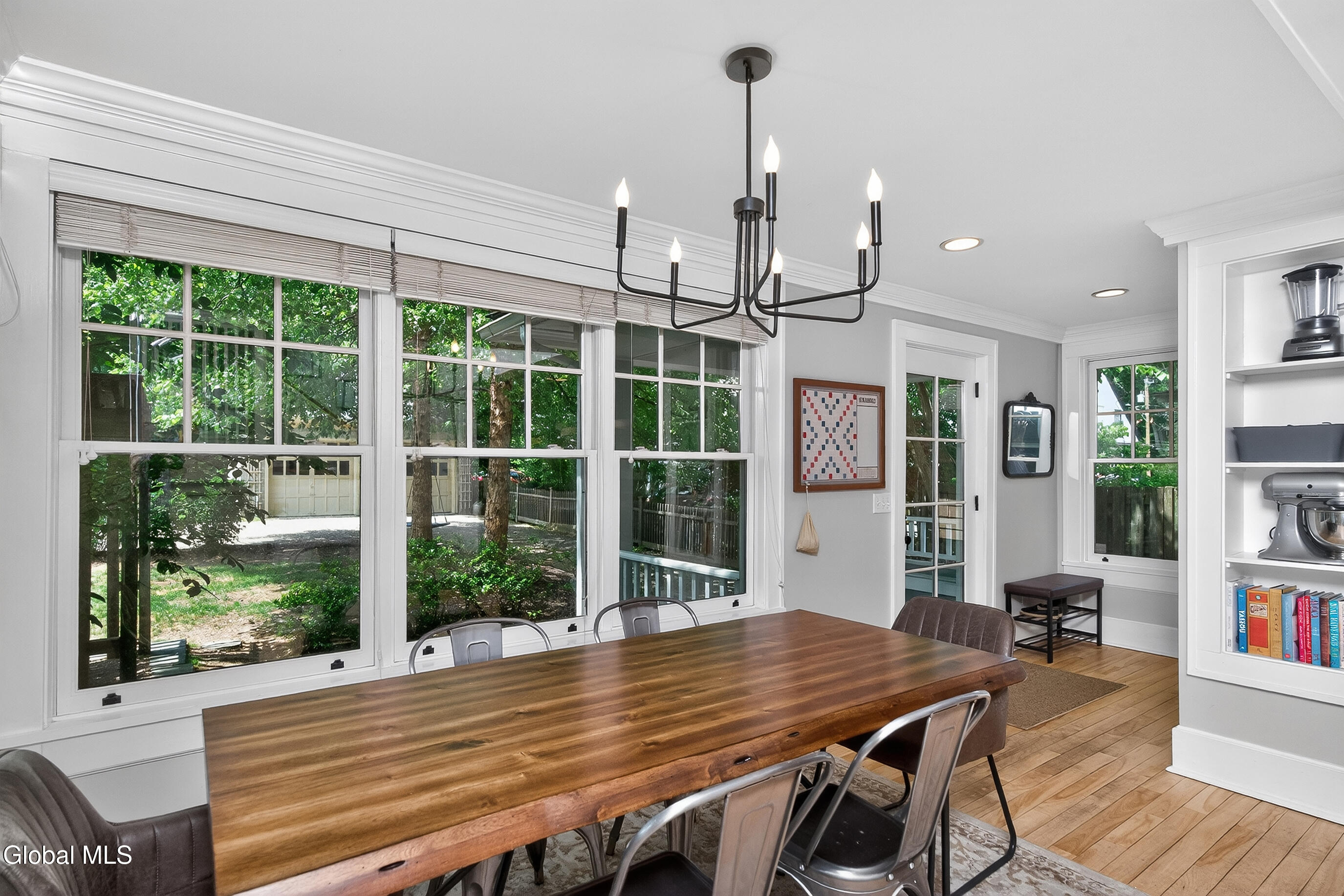 571 Providence Street Albany NY 12208