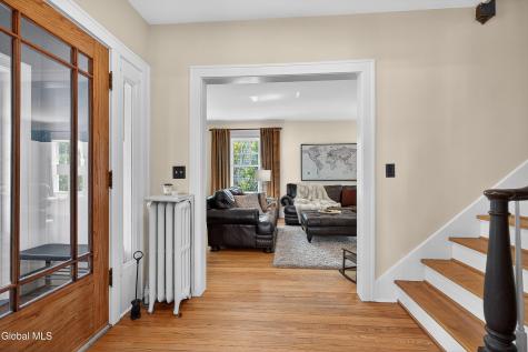 571 Providence Street Albany NY 12208