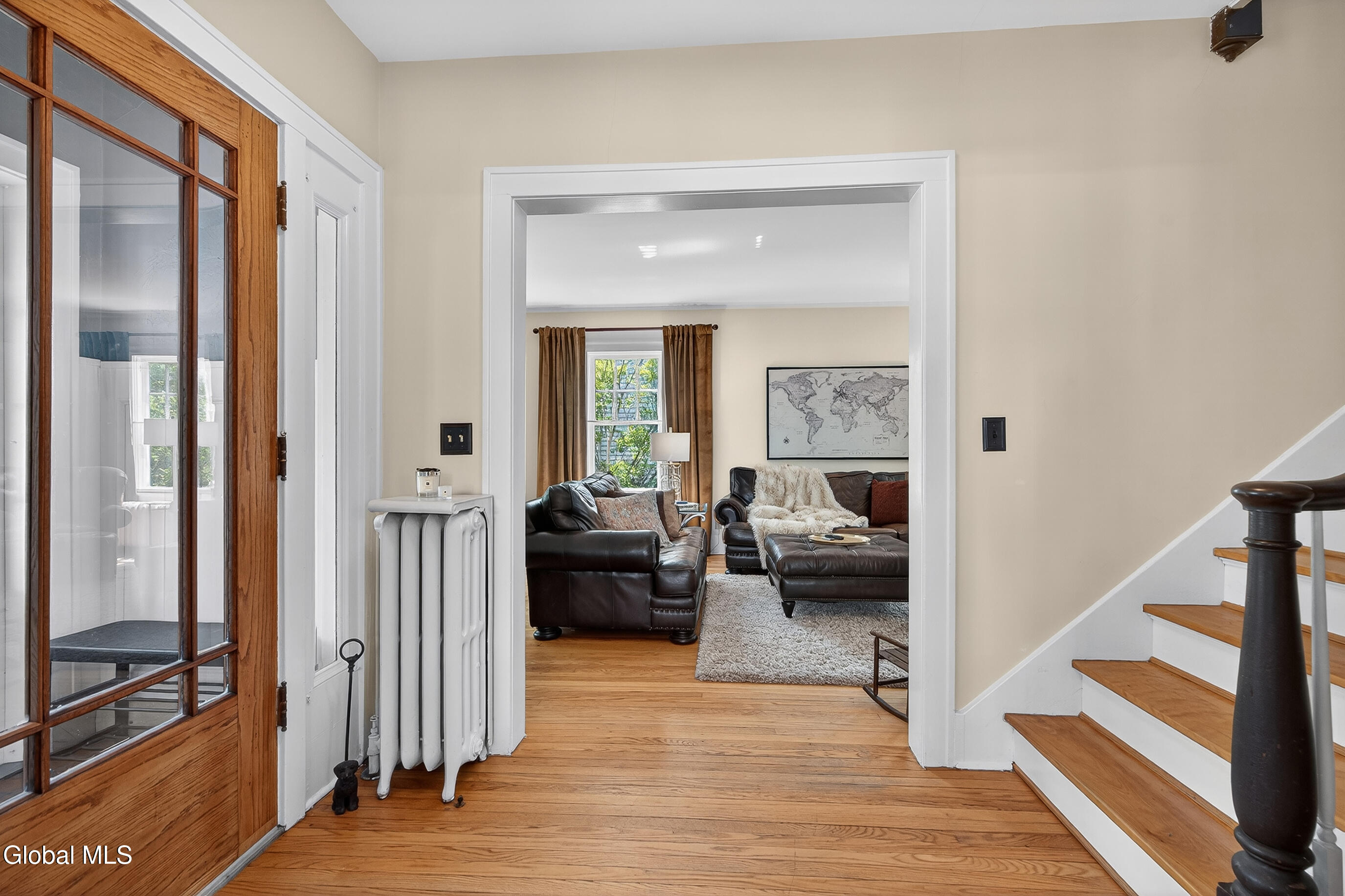 571 Providence Street Albany NY 12208