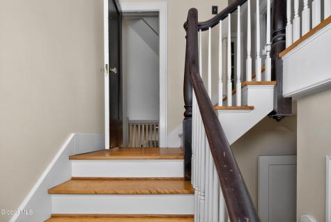 571 Providence Street Albany NY 12208