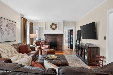 571 Providence Street Albany NY 12208